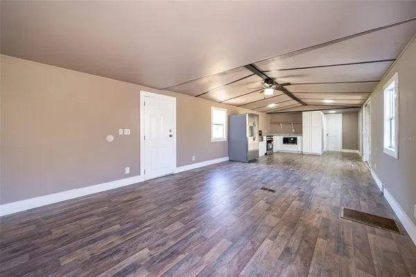 $1,500 | 101 Caroline Avenue, Lady Lake, FL 32159