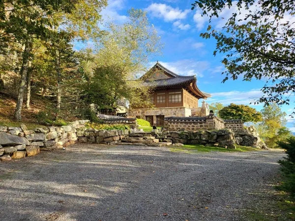 a view of a house with a outdoor space