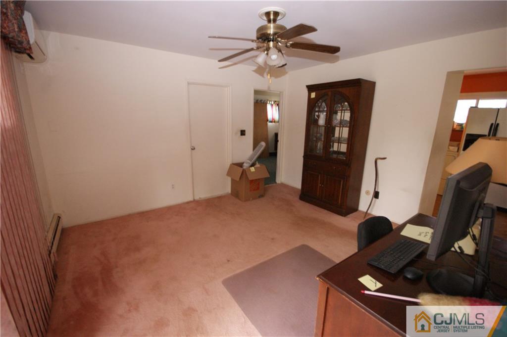 7 Kendall Road Kendall Park, NJ 08824 - Photo 3 of 13 Gallery Image 3