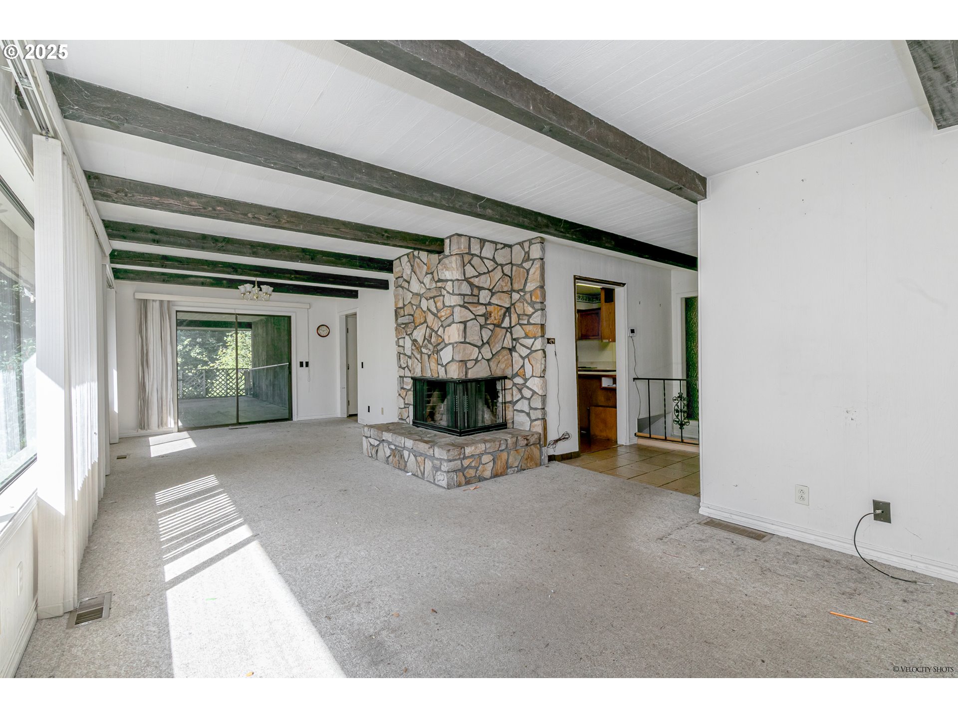 43232 Southeast Kleinsmith Road Sandy, OR 97055 - Photo 8 of 11 a view of an empty room and fire place