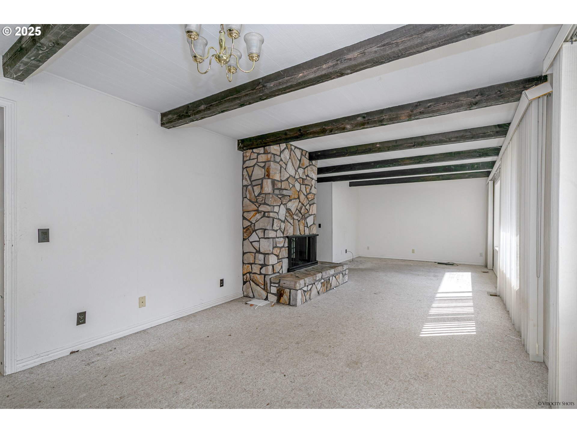 43232 Southeast Kleinsmith Road Sandy, OR 97055 - Photo 9 of 11 a view of an empty room