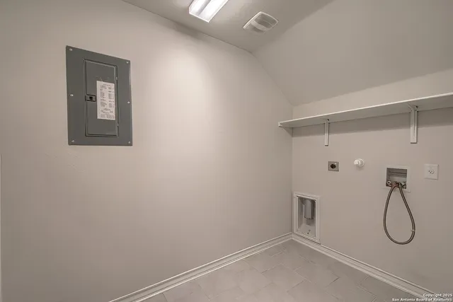 $2,375 | 4402 Chalk Flats, San Antonio, TX 78253