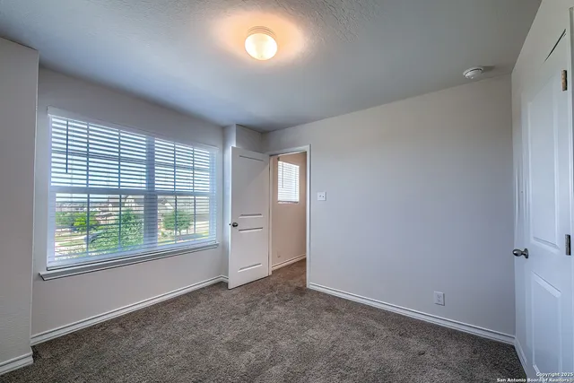 $2,375 | 4402 Chalk Flats, San Antonio, TX 78253