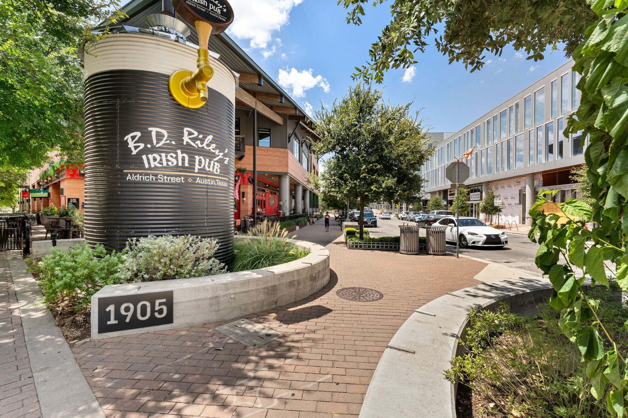 2524 Doc Reeves Street Austin, TX 78723 - Photo 36 of 40