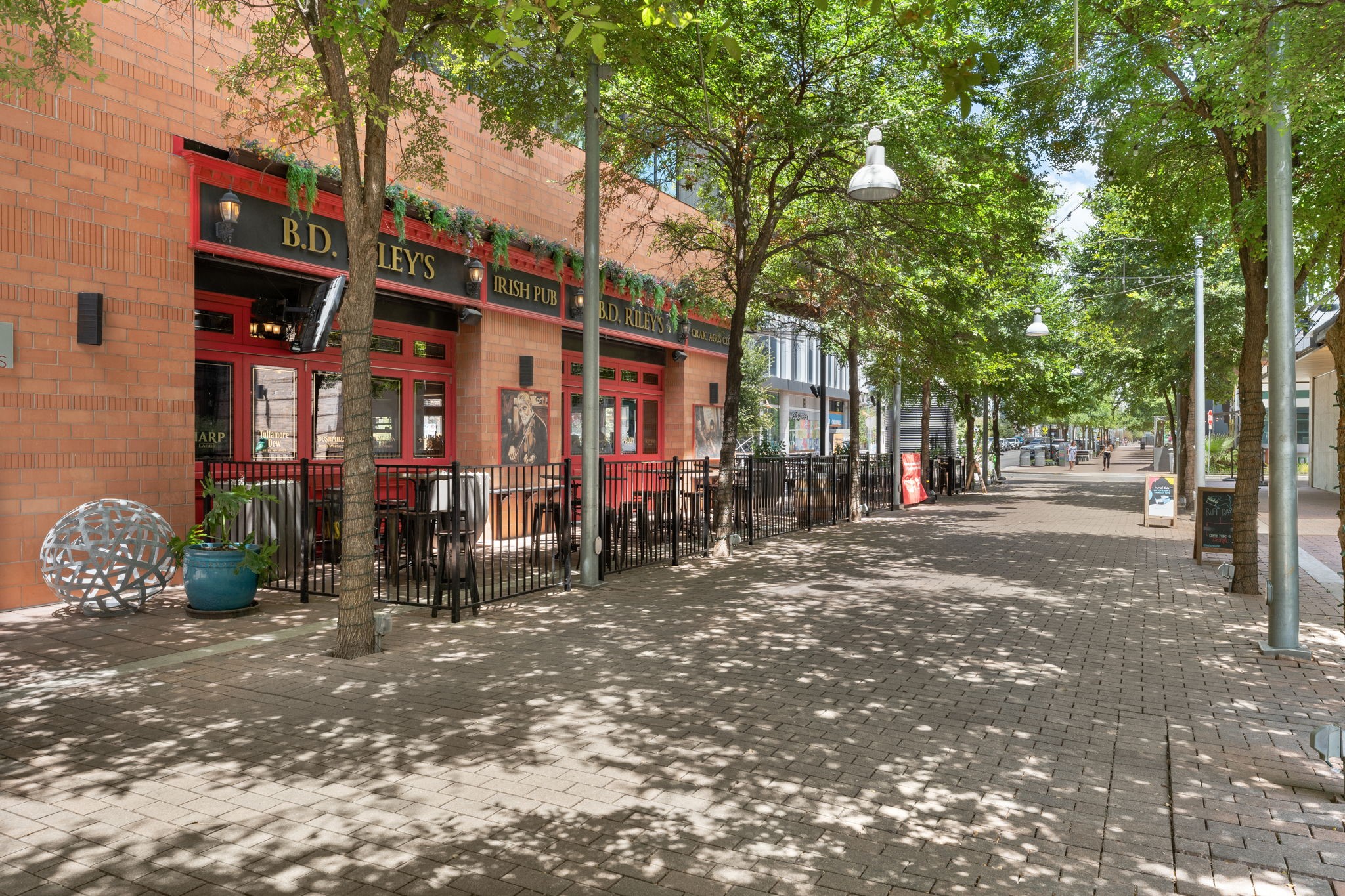 2524 Doc Reeves Street Austin, TX 78723 - Photo 38 of 40