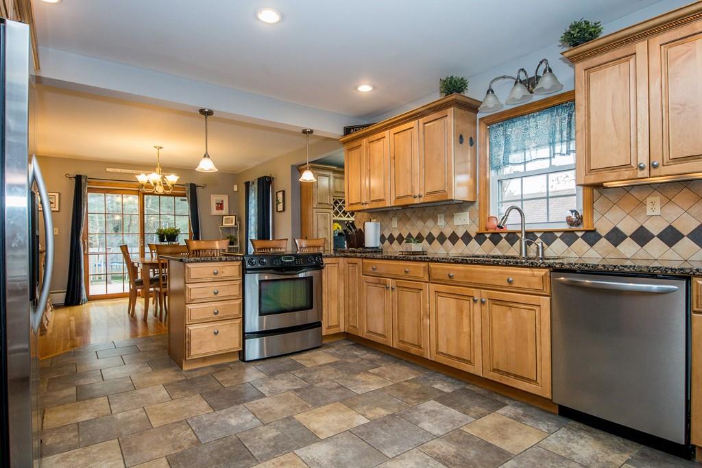 15 Pope Street Acushnet, MA 02743 - Photo 14 of 29