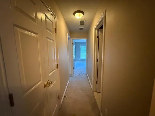 $2,200 | 5705 Hampshire Lane, Ypsilanti, MI 48197