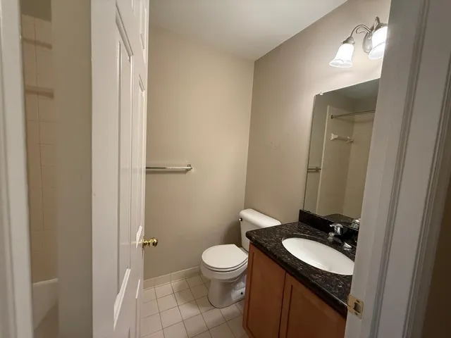 $2,200 | 5705 Hampshire Lane, Ypsilanti, MI 48197