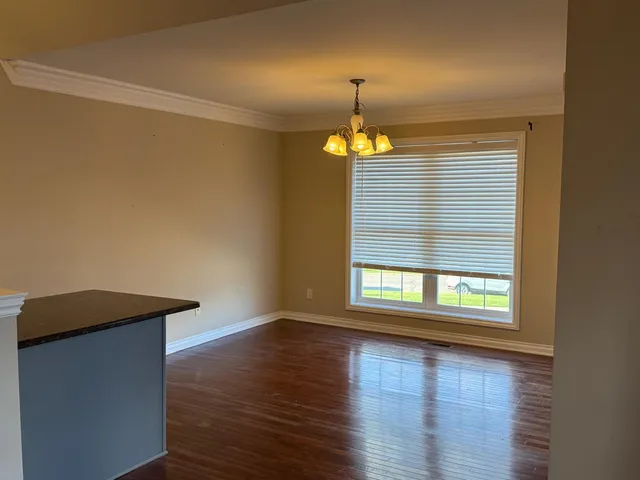 $2,200 | 5705 Hampshire Lane, Ypsilanti, MI 48197