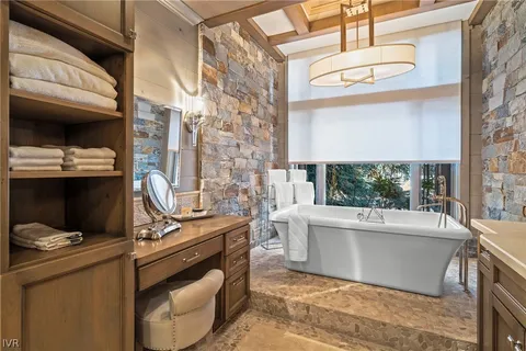 $4,675,000 | 701 Cristina Drive, Incline Village, NV 89451