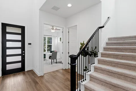 $800,000 | 305 Avena Trail, Austin, TX 78738