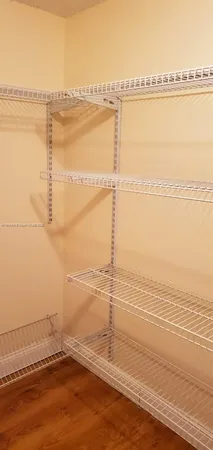 $1,700 | 1701 Washington Street, Unit 202, Hollywood, FL 33020