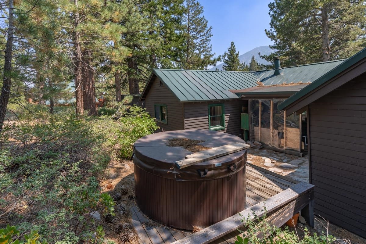2030 Old Mammoth Road Mammoth Lakes, CA 93546 - Photo 43 of 46