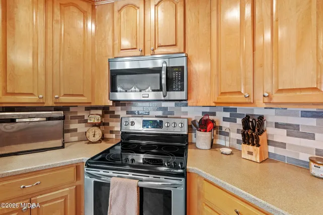 $349,900 | 203 Lovorn Circle, Warner Robins, GA 31088