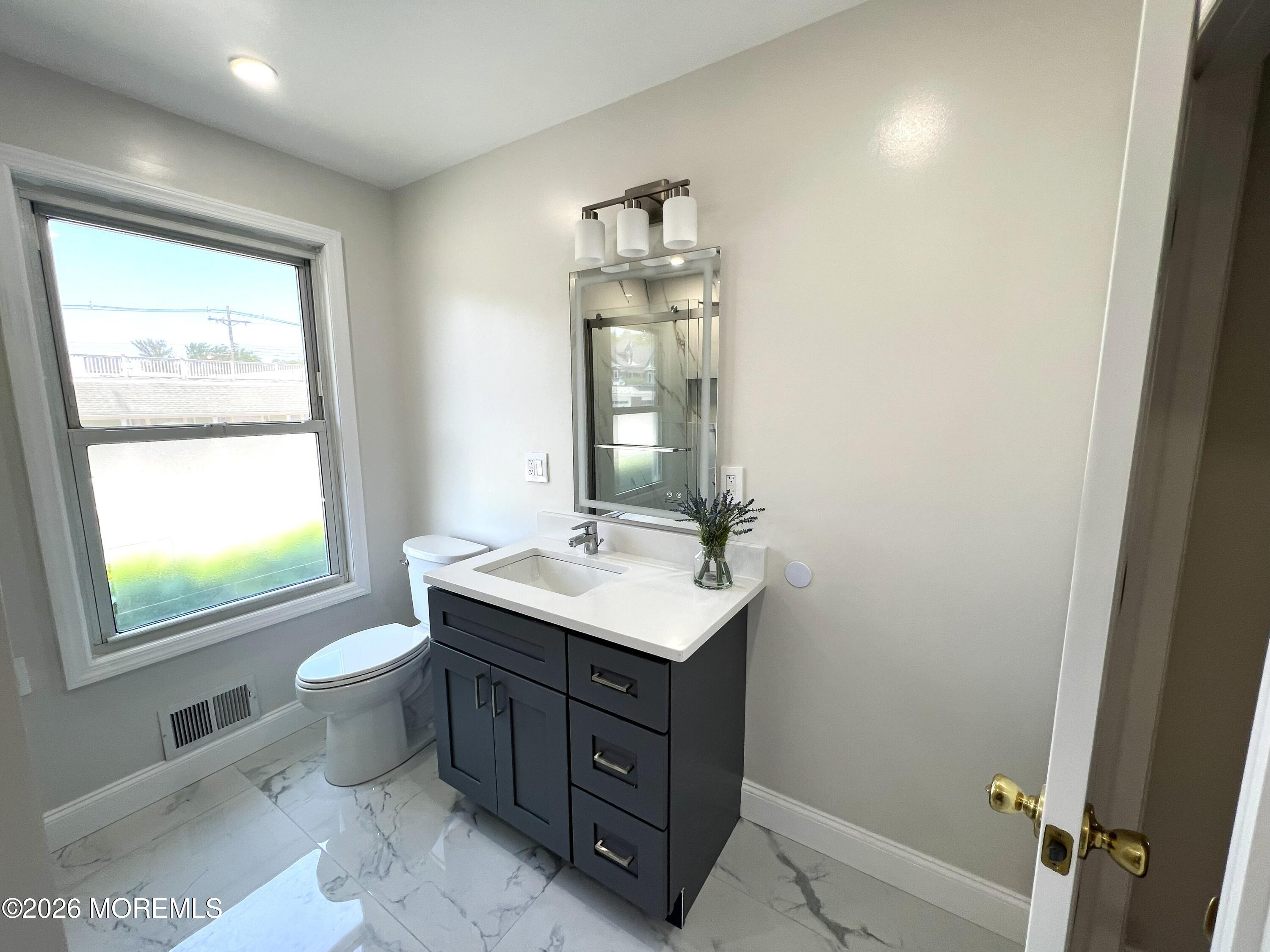 32 Washington Street Rumson, NJ 07760 - Photo 9 of 16 IMG_6864