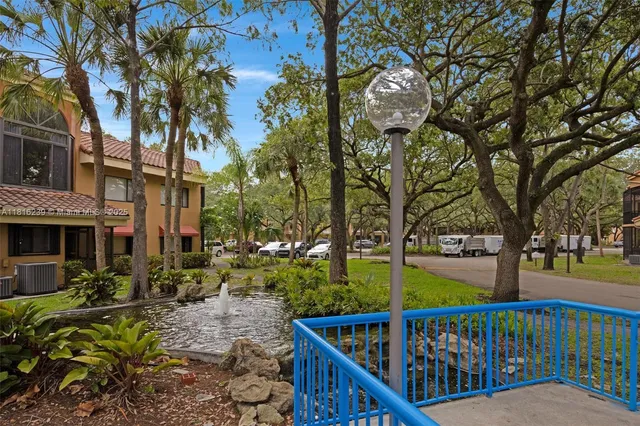 $294,750 | 15499 North Miami Lakeway, Unit 208, Miami Lakes, FL 33014