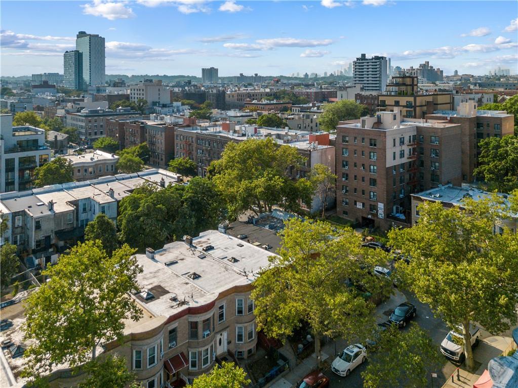 8 Raleigh Place Brooklyn, NY 11226 - Photo 19 of 21 a view of a lake with a city