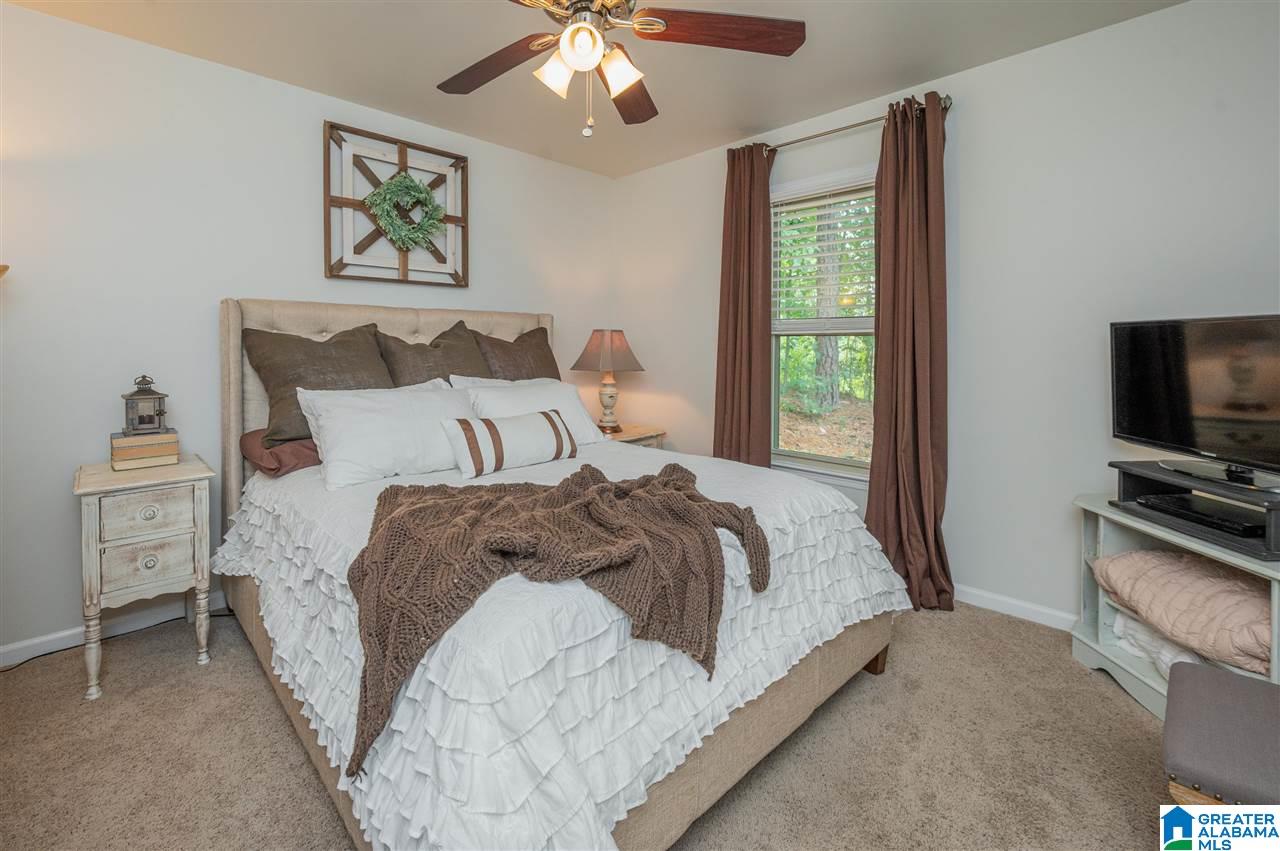 828 Round Hill Road Pelham, AL 35124 - Photo 27 of 49