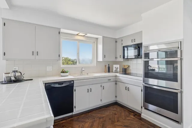 $2,398,000 | 1297 Vista Grande, Millbrae, CA 94030