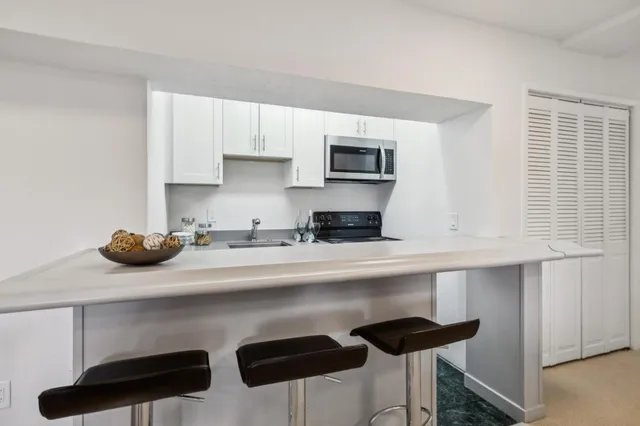 $2,398,000 | 1297 Vista Grande, Millbrae, CA 94030