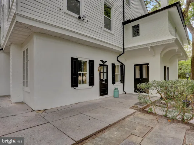 $593,900 | 1 Wyomissing Hills Boulevard, Reading, PA 19609