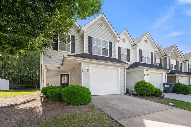 $199,000 | 6901 Gallant Circle Southeast, Unit 13, Mableton, GA 30126