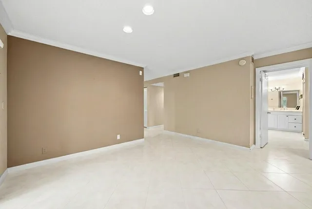 $3,200 | 21691 Tall Palm Circle, Unit 3C, Boca Raton, FL 33433