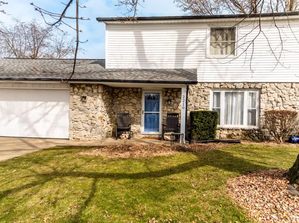 $252,900 | 2210 West Christy Lane, Muncie, IN 47304