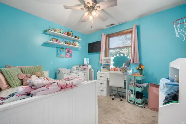 $252,900 | 2210 West Christy Lane, Muncie, IN 47304