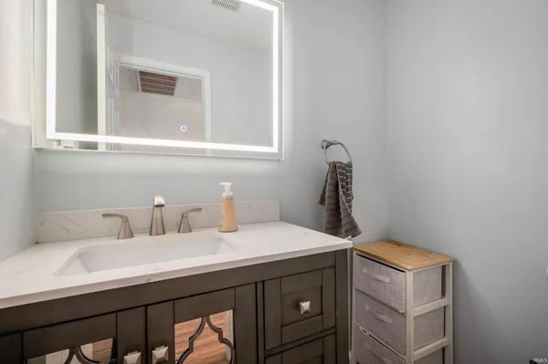 $252,900 | 2210 West Christy Lane, Muncie, IN 47304