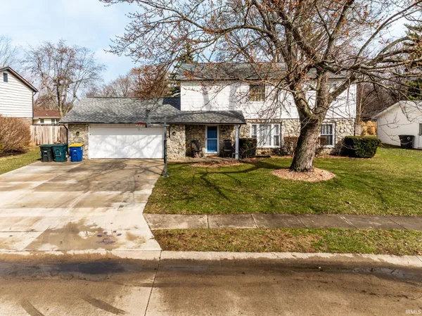 $259,900 | 2210 West Christy Lane, Muncie, IN 47304