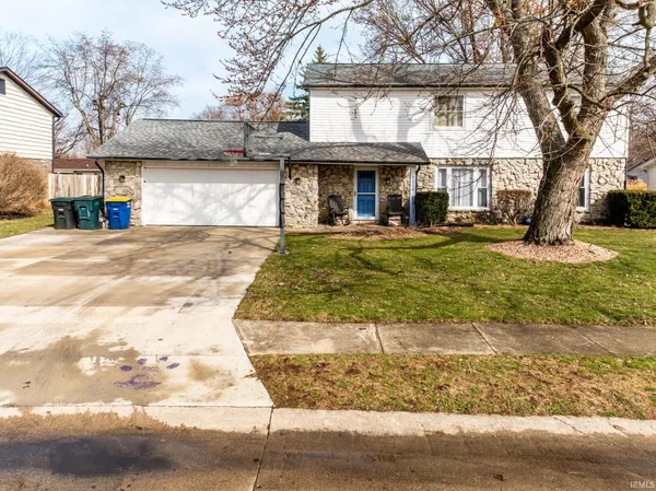 $259,900 | 2210 West Christy Lane, Muncie, IN 47304