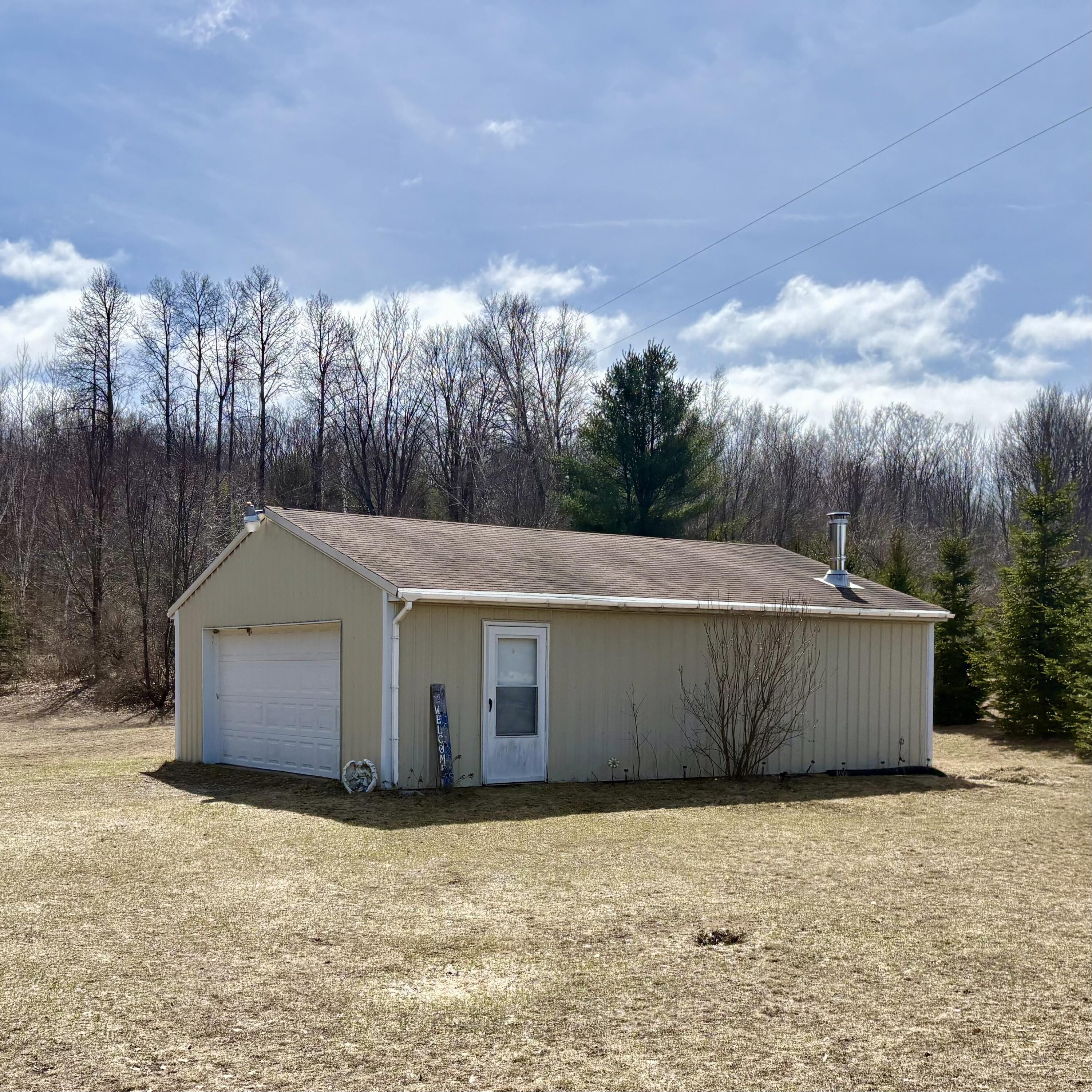 4395 North Raymond Road Luther, MI 49656 - Photo 30 of 40 IMG_7786