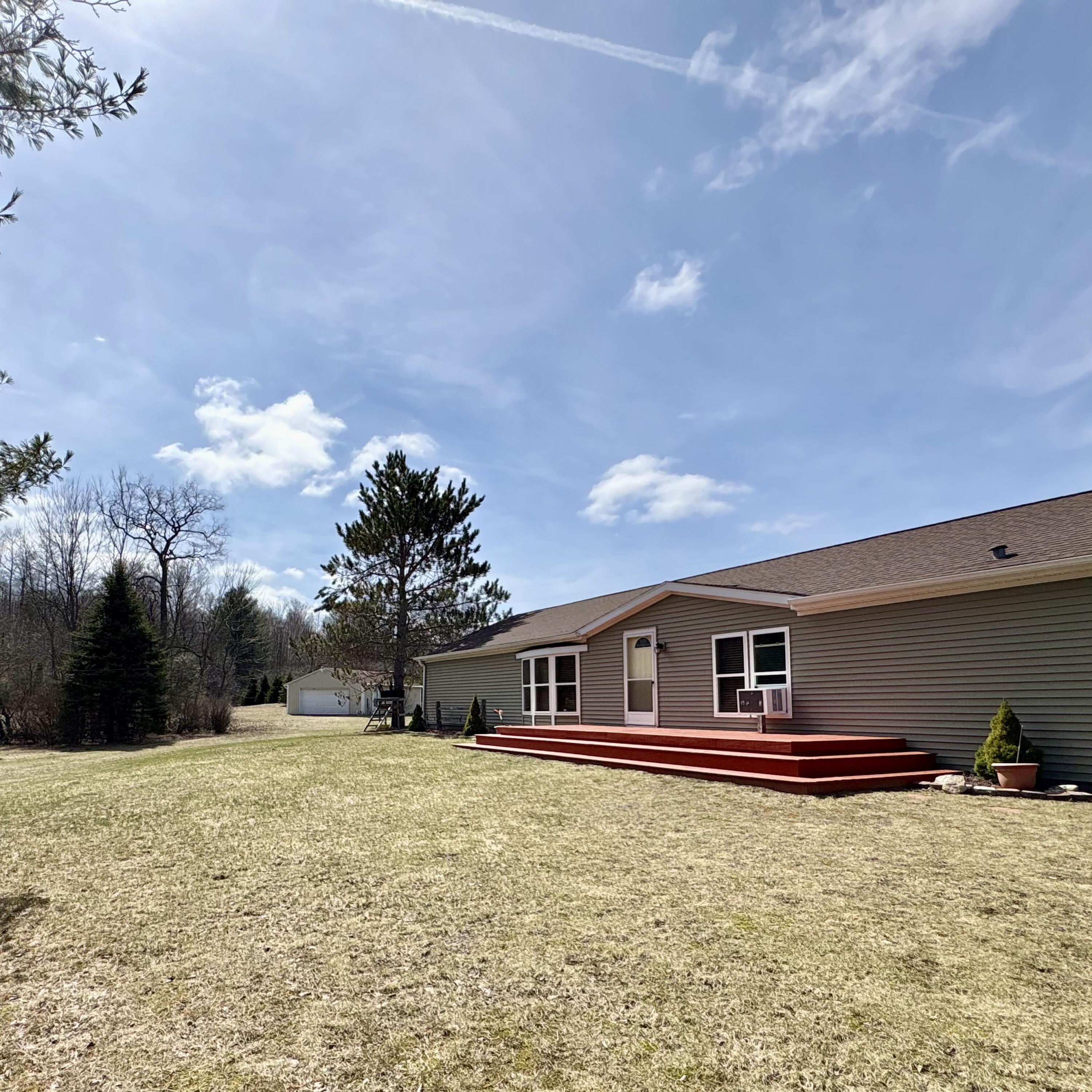 4395 North Raymond Road Luther, MI 49656 - Photo 4 of 40 IMG_7805