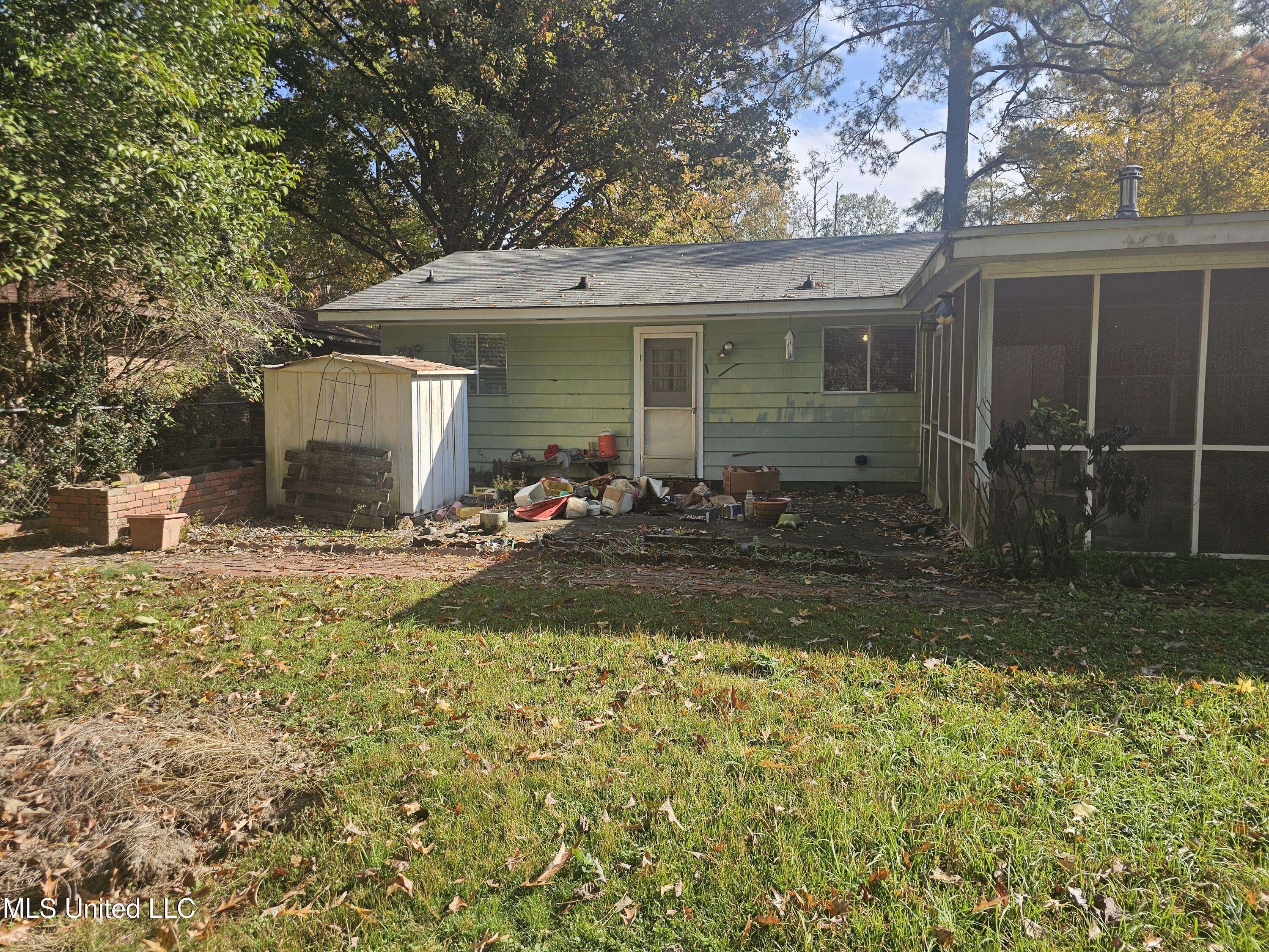 294 Mikell Street Jackson, MS 39212 - Photo 2 of 9 Back