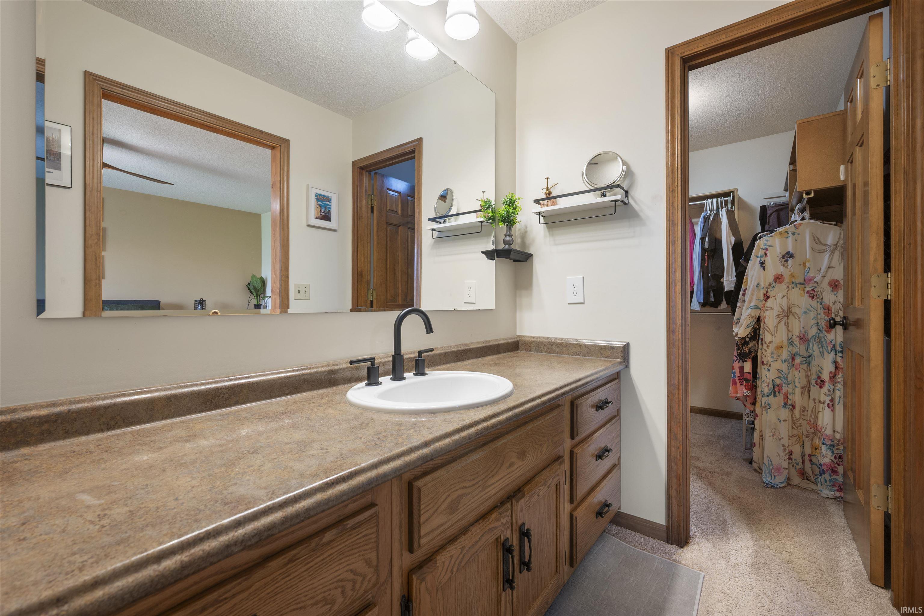 8420 Hawk Spring Hill Fort Wayne, IN 46825 - Photo 17 of 28 Gallery Image 17