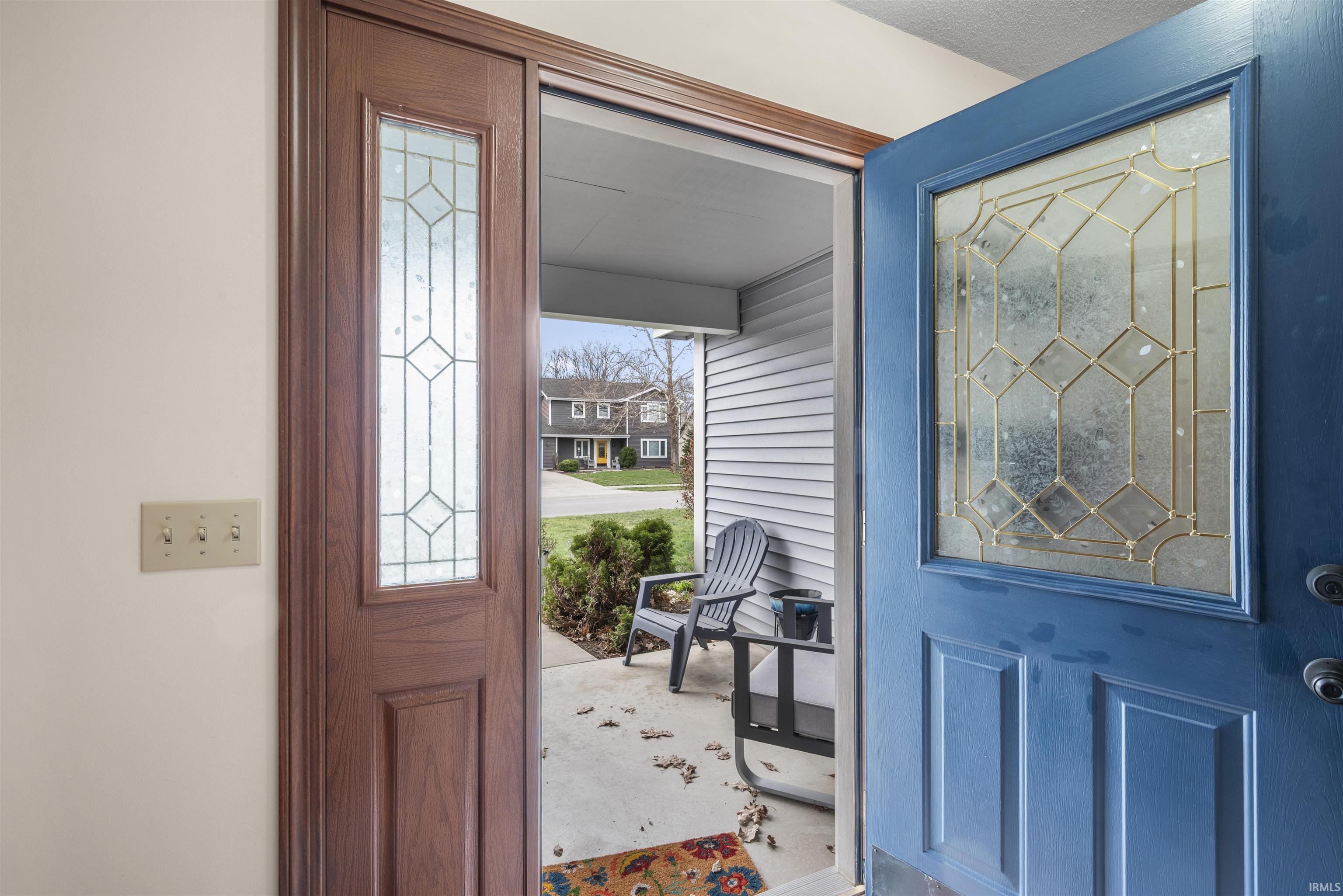 8420 Hawk Spring Hill Fort Wayne, IN 46825 - Photo 2 of 28 Gallery Image 2