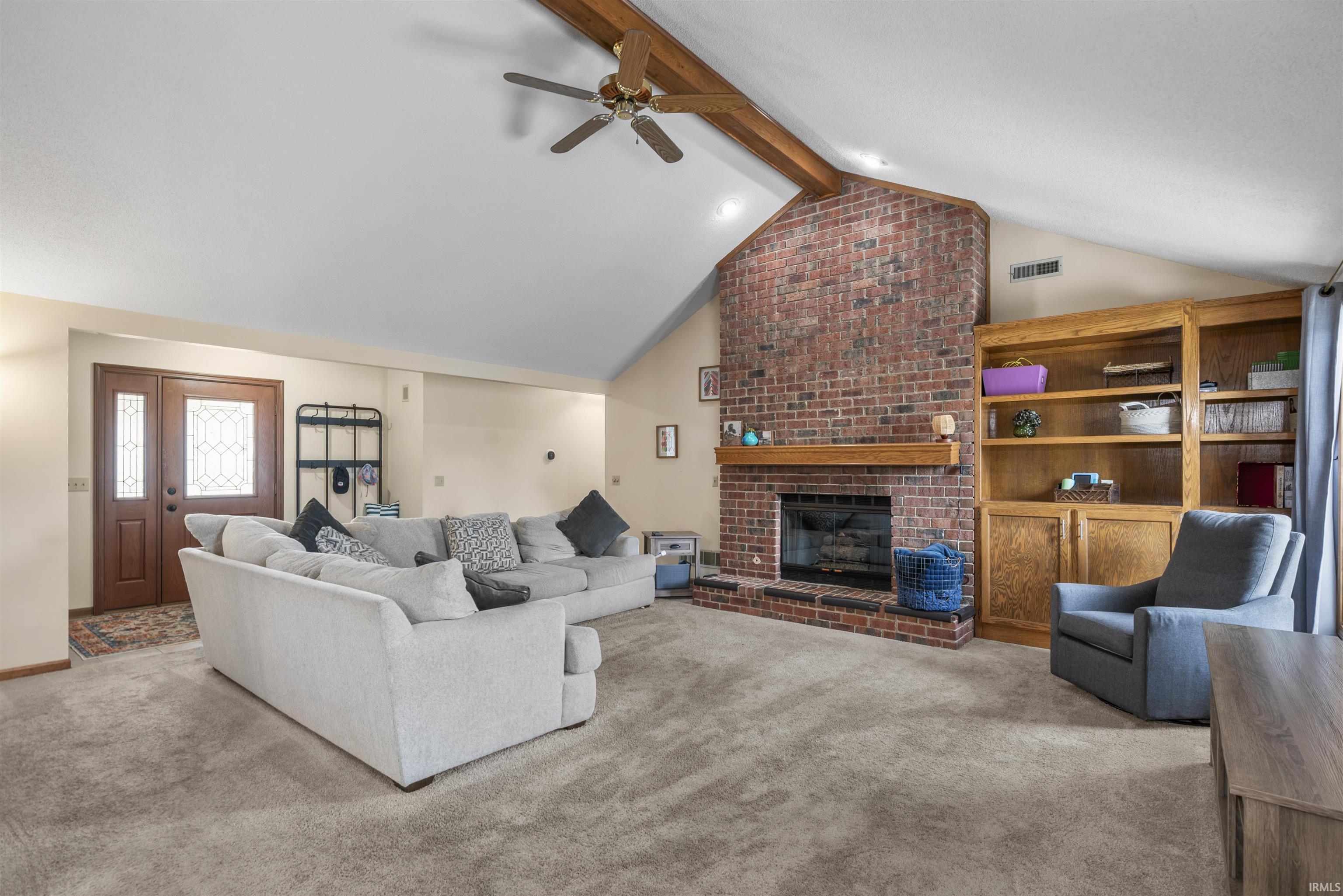 8420 Hawk Spring Hill Fort Wayne, IN 46825 - Photo 4 of 28 Gallery Image 4