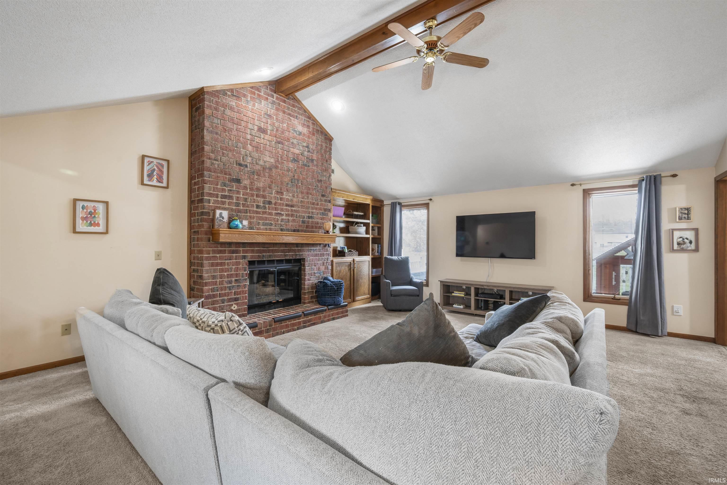 8420 Hawk Spring Hill Fort Wayne, IN 46825 - Photo 5 of 28 Gallery Image 5