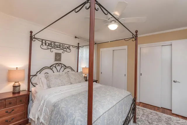 a view of an outdoor space