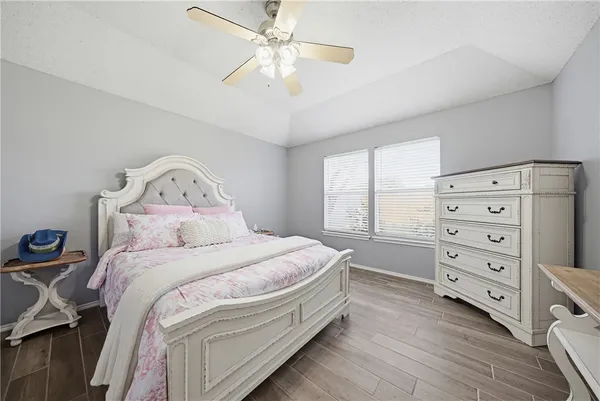 $255,900 | 1004 La Mirada, Portland, TX 78374
