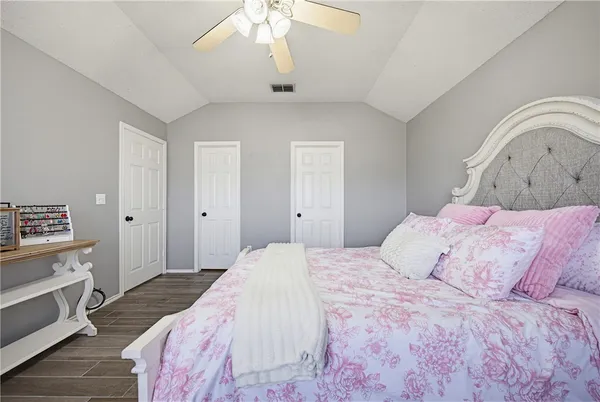 $255,900 | 1004 La Mirada, Portland, TX 78374