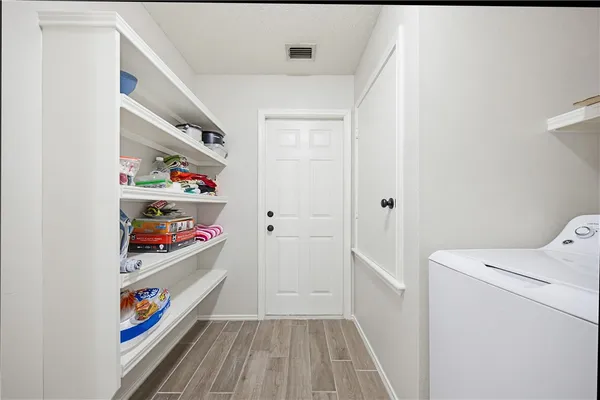 $255,900 | 1004 La Mirada, Portland, TX 78374