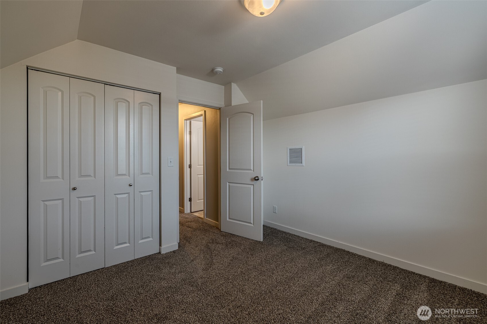 1519 Springwater Avenue Wenatchee, WA 98801 - Photo 24 of 25