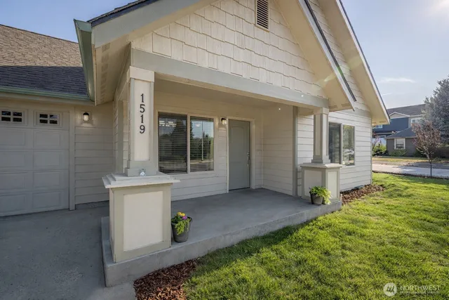 $500,000 | 1519 Springwater Avenue, Wenatchee, WA 98801