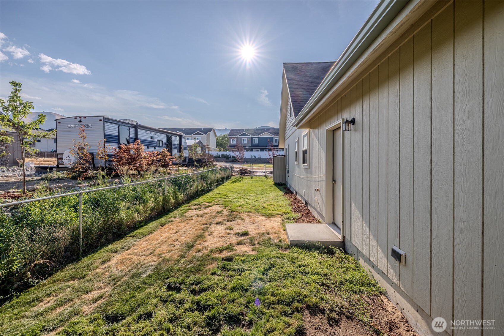 1519 Springwater Avenue Wenatchee, WA 98801 - Photo 8 of 25