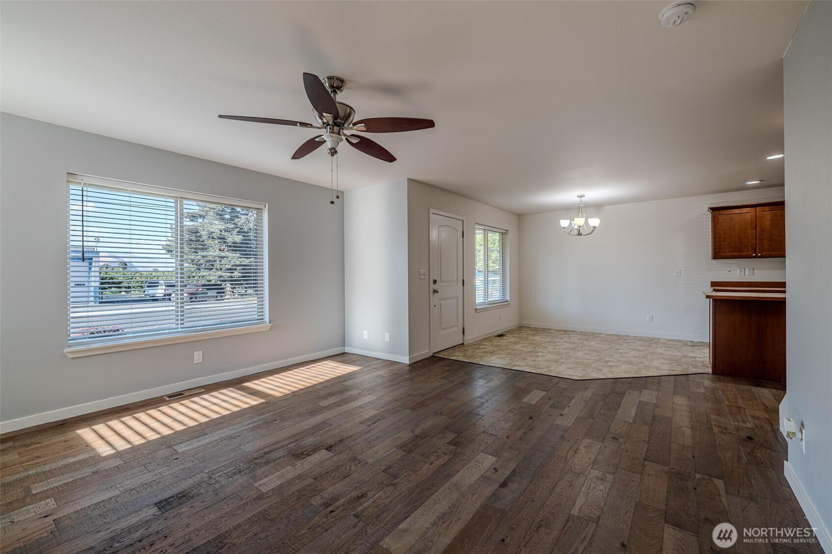 1519 Springwater Avenue Wenatchee, WA 98801 - Photo 10 of 25