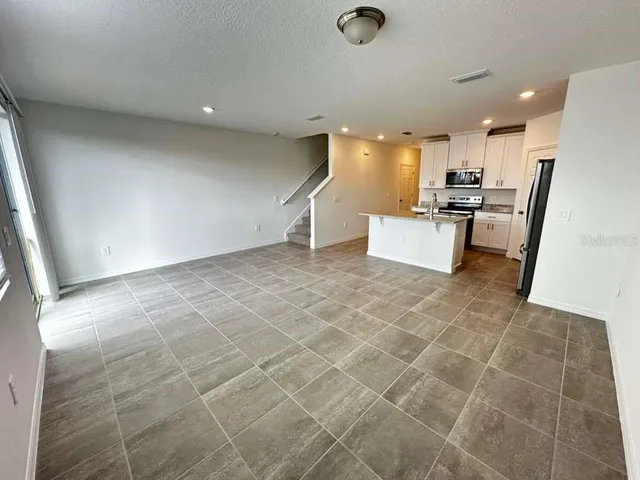 $2,350 | 16345 Bird Of Paradise Avenue, Clermont, FL 34714