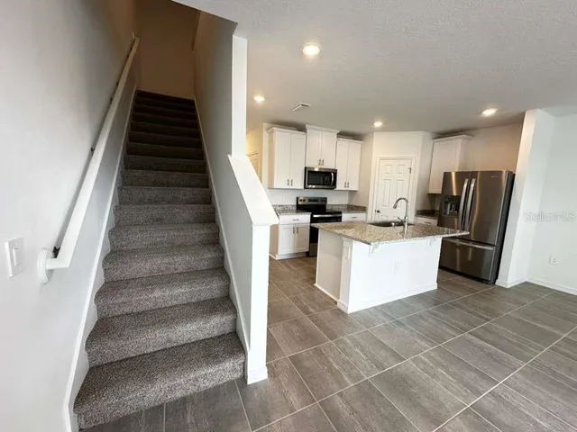 $2,350 | 16345 Bird Of Paradise Avenue, Clermont, FL 34714