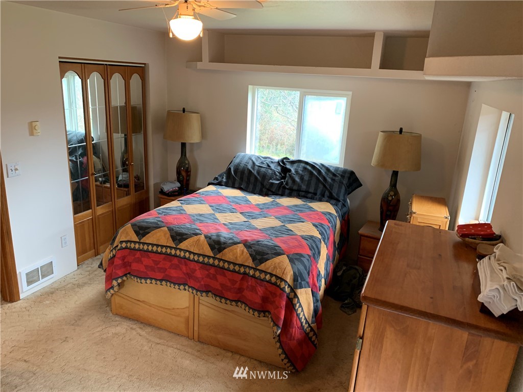 708 Burchett Road Onalaska, WA 98570 - Photo 22 of 40 Gallery Image 22